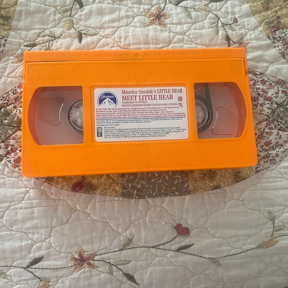 Nick jr Little Bear “Meet Little Bear” VHS Orange Tape - Picture 3 of 4